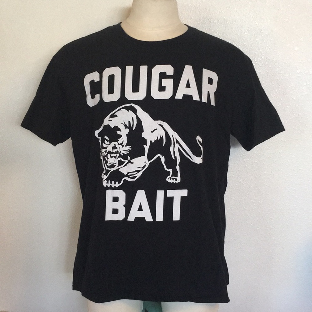 Cougar Bait Funny Graphic Tee Shirt XL